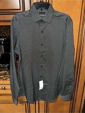 New with Tags Van Heusen Men's Slim Fit Stretch Dress Shirt Black Size Medium